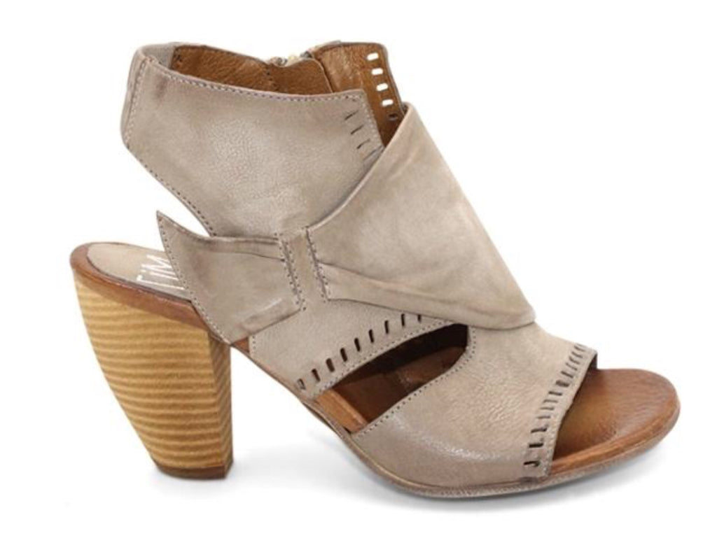 Miz Mooz Moonlight Sandals In Pebble Grey Leather $199, Our Beautiful Price $129